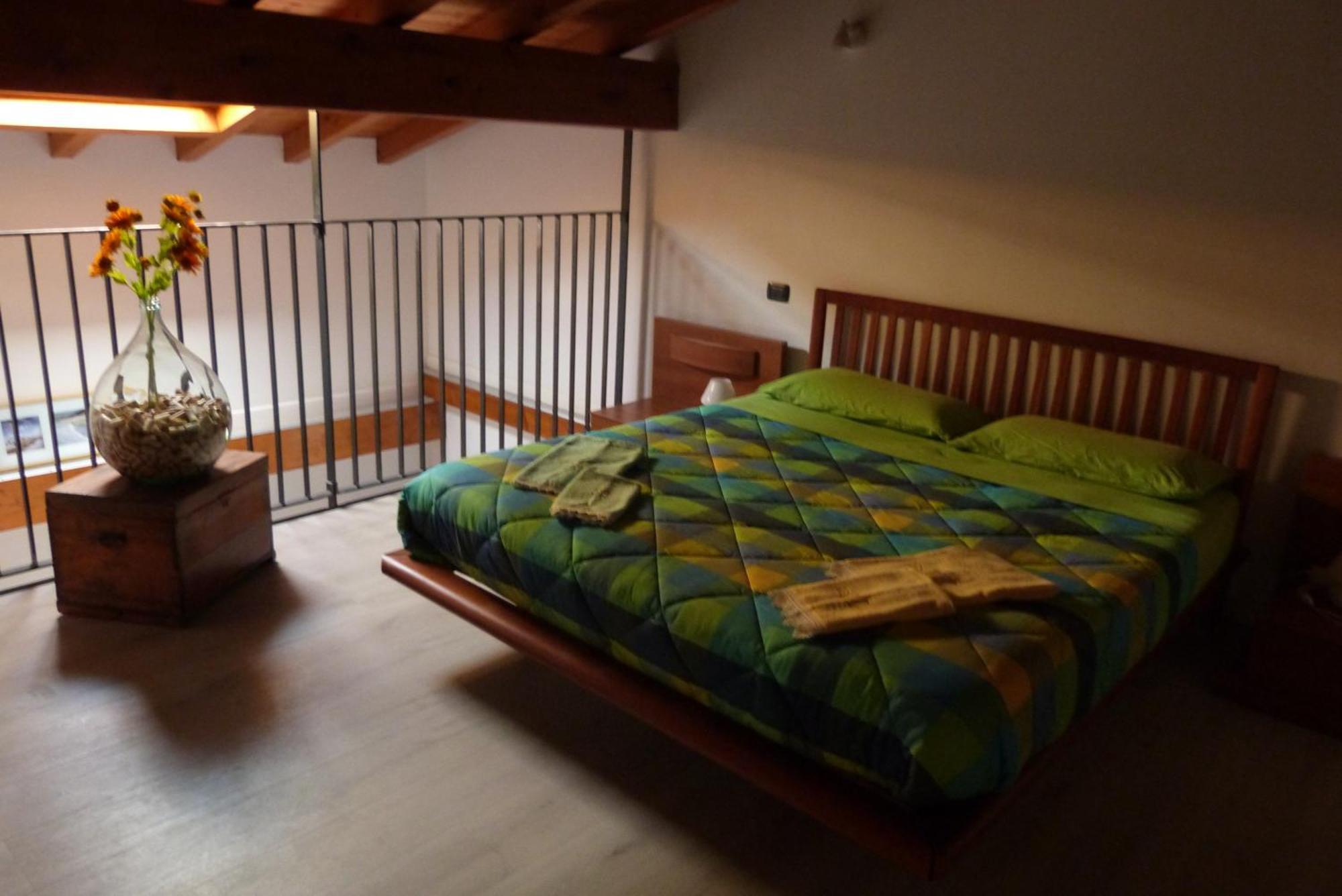 Bed and Breakfast Giardino Tra I Laghi Сан-Феделе-Інтельві Екстер'єр фото
